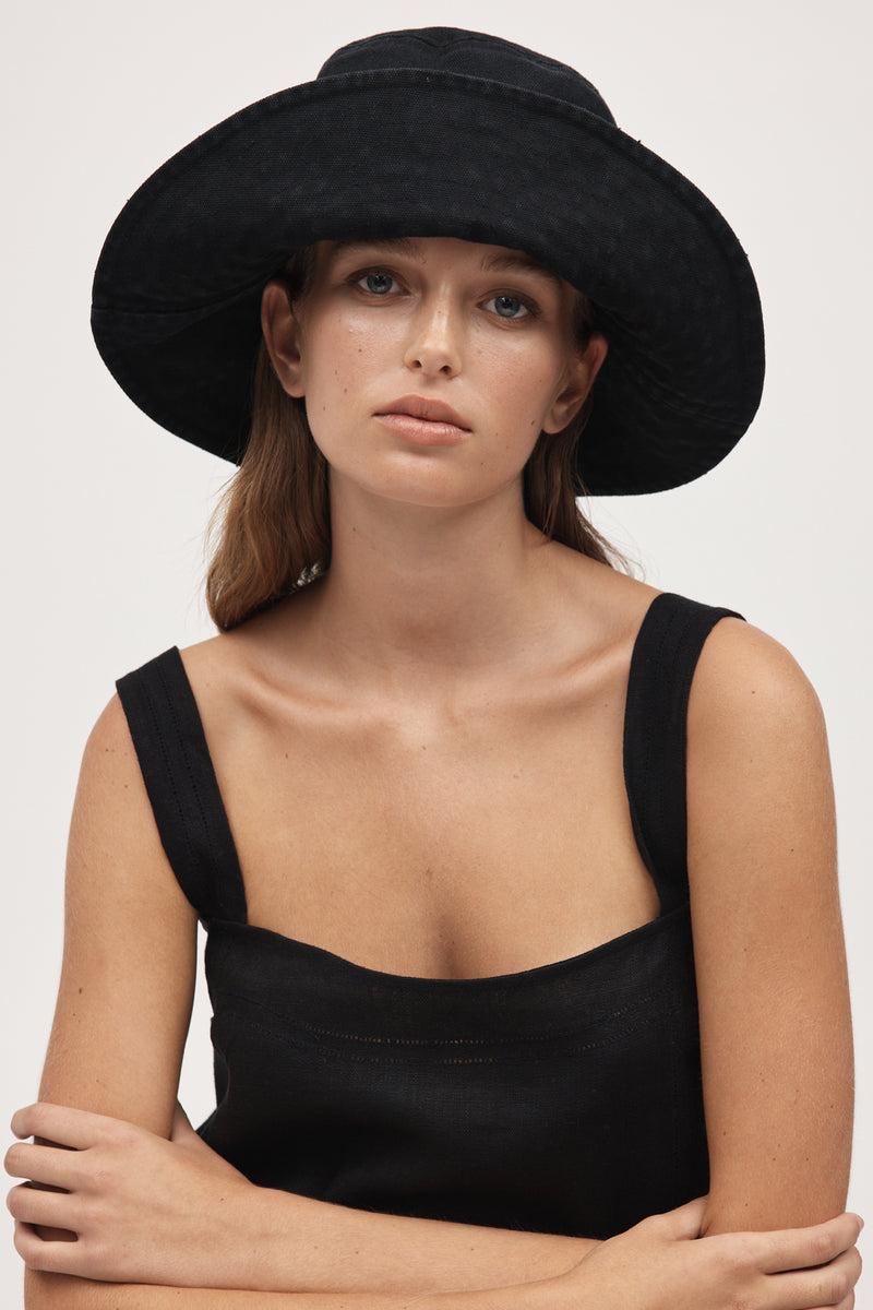 NONNA HAT - BLACK